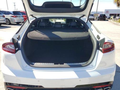 2021 Kia Stinger GT-Line