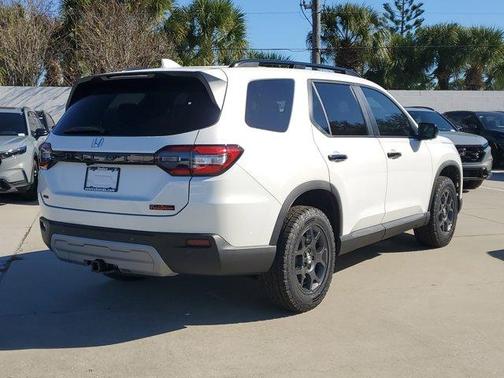2025 Honda Pilot TrailSport