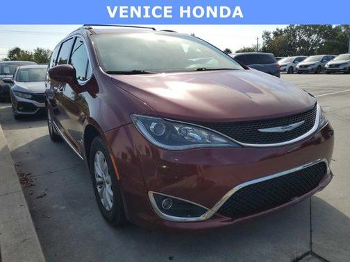 2018 Chrysler Pacifica Touring-L