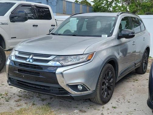 2018 Mitsubishi Outlander LE
