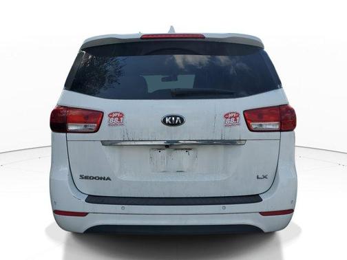 2018 Kia Sedona LX