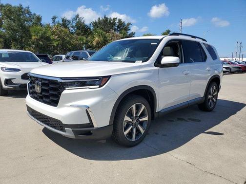 2025 Honda Pilot Touring