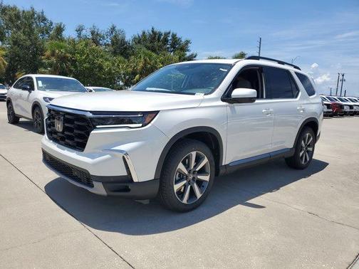 2025 Honda Pilot Touring