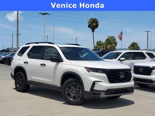 2025 Honda Pilot TrailSport