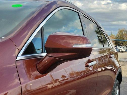 2021 Cadillac XT4 Premium Luxury