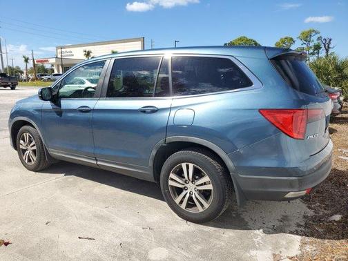 2016 Honda Pilot EX-L w/ Navigation