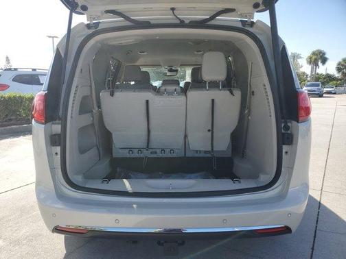 2019 Chrysler Pacifica Touring-L Plus