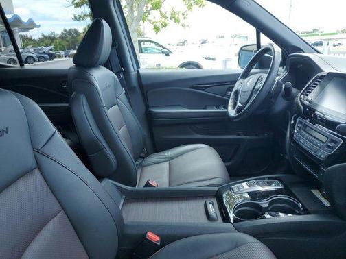 2022 Honda Ridgeline Black Edition