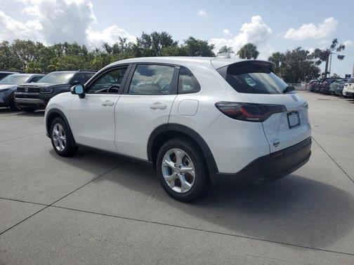 2023 Honda HR-V LX