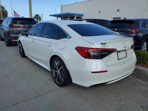 2023 Honda Civic Touring