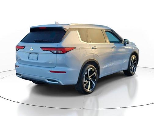 2024 Mitsubishi Outlander 