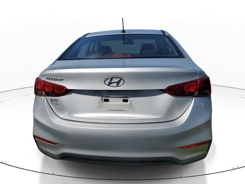2019 Hyundai Accent SE