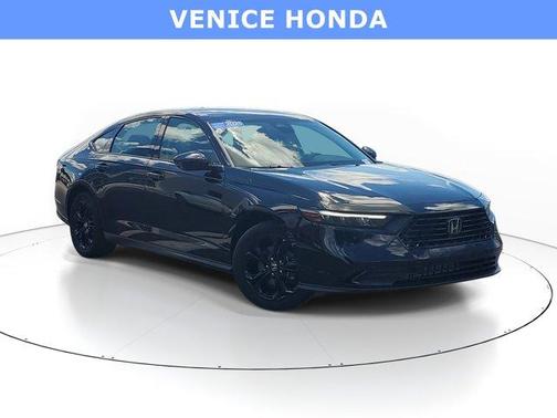 Crystal Black Pearl 2025 Honda Accord SE