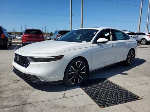 2025 Honda Accord Hybrid Touring