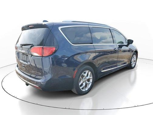 2019 Chrysler Pacifica Touring-L Plus