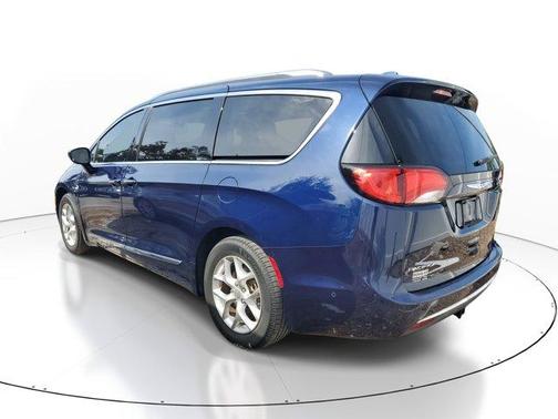 2019 Chrysler Pacifica Touring-L Plus