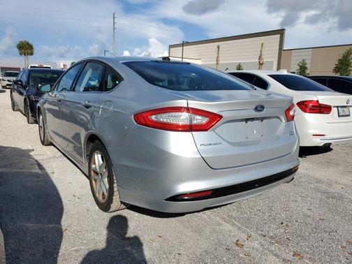 2015 Ford Fusion SE
