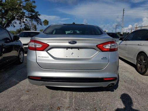 2015 Ford Fusion SE