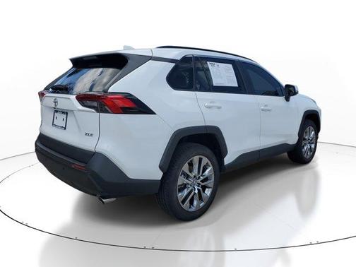 2019 Toyota RAV4 XLE Premium