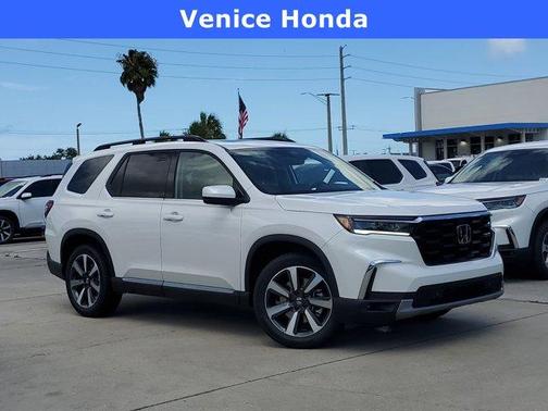 2025 Honda Pilot Touring
