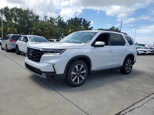 2025 Honda Pilot Touring