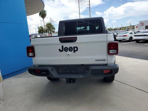 2021 Jeep Gladiator Sport