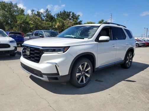 2025 Honda Pilot Touring