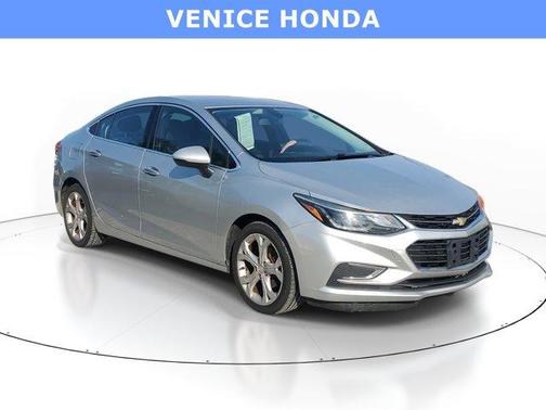Silver Ice Metallic 2017 Chevrolet Cruze Premier