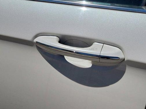 White Platinum 2017 Ford Edge Titanium