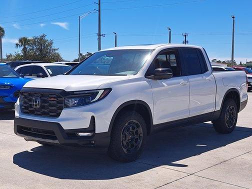 2025 Honda Ridgeline TrailSport+