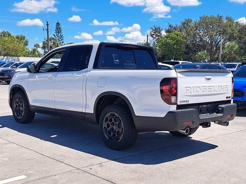 2025 Honda Ridgeline TrailSport+