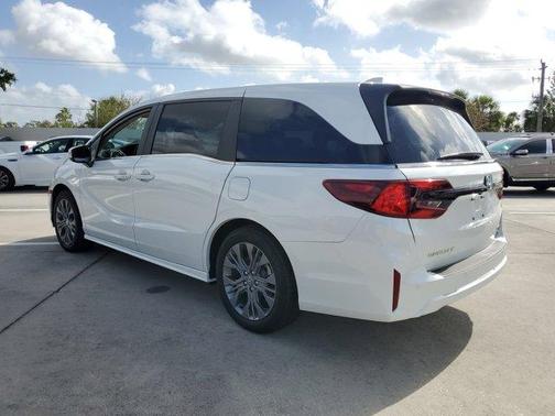 2025 Honda Odyssey Touring