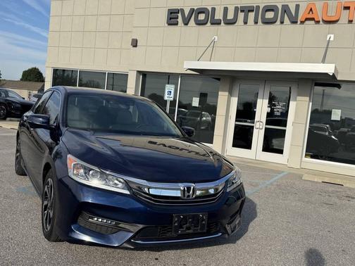 2017 Honda Accord EX-L w/Navigation & Honda Sensing