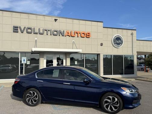 2017 Honda Accord EX-L w/Navigation & Honda Sensing