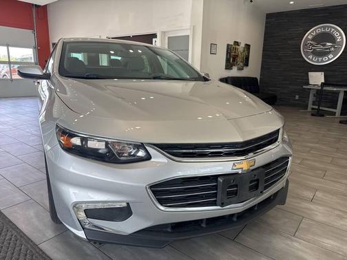 Silver 2018 Chevrolet Malibu LT