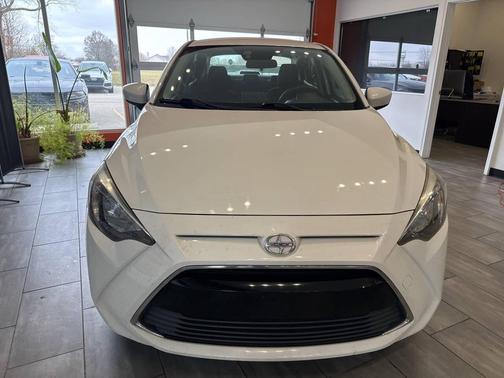 2016 Scion iA Base 4dr Sedan 6A