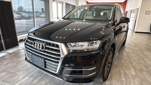 Black 2018 Audi Q7 3.0T Premium Plus