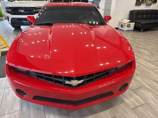 2011 Chevrolet Camaro 2LS