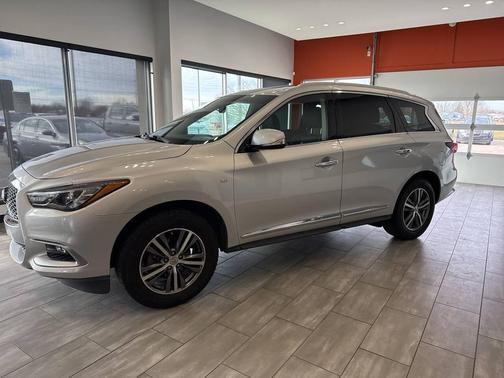 2016 INFINITI QX60 Base