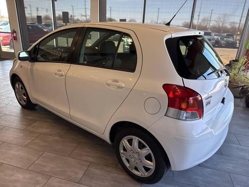 2011 Toyota Yaris Base