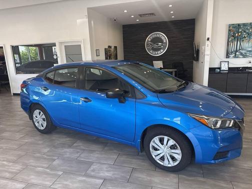 Blue 2021 Nissan Versa 1.6 S