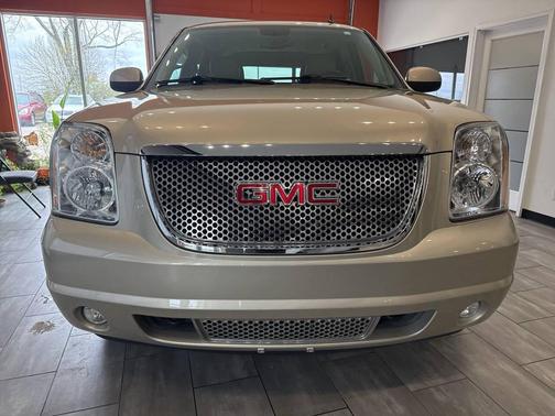 2012 GMC Yukon Denali