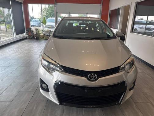 2015 Toyota Corolla S Plus