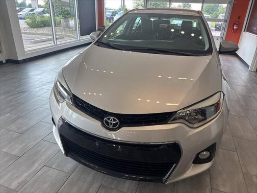 2015 Toyota Corolla S Plus
