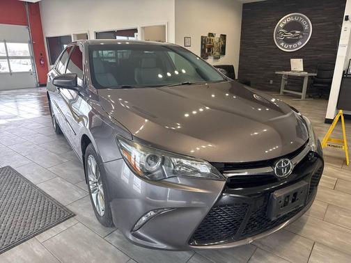 2015 Toyota Camry SE