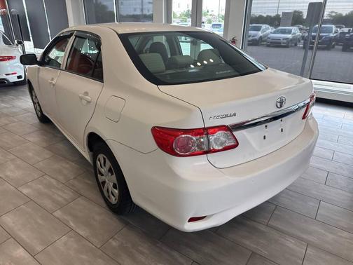White 2012 Toyota Corolla L