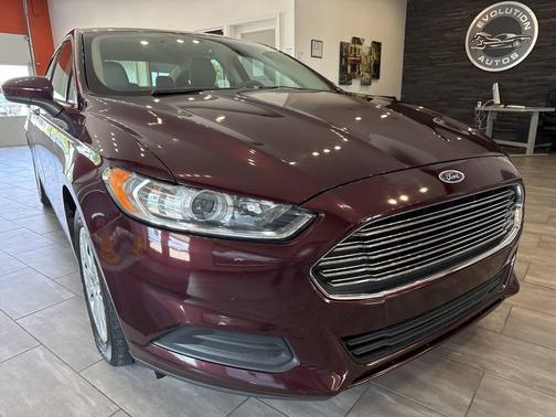 2013 Ford Fusion SE