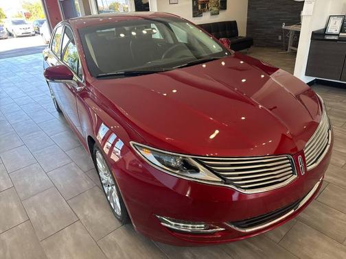 2016 Lincoln MKZ Base