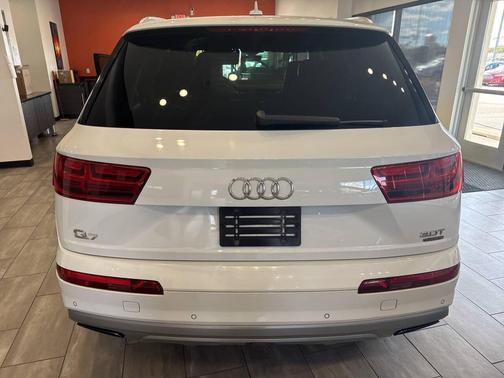 2017 Audi Q7 3.0T Premium