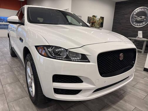 2020 Jaguar F-PACE 25t Premium AWD 4dr SUV